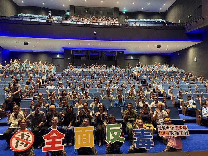 紙風車劇團登馬祖！校園反毒戲劇溫馨登場，點亮外離島孩子的守護力量